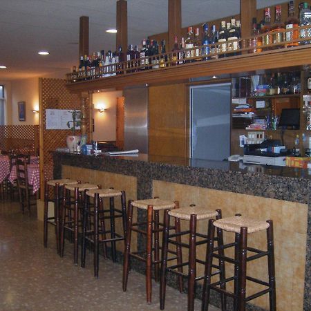 Amolls Restaurant I Habitacions Олот Экстерьер фото